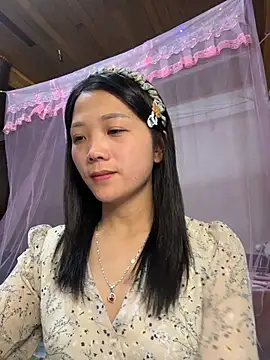 thaoyeuuu online show from 11/30/25, 01:04