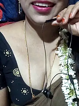 Snapshot of telugu-juliet chatting on 12/17/25, 04:24 telugu-juliet online show from 12/17/25, 04:24