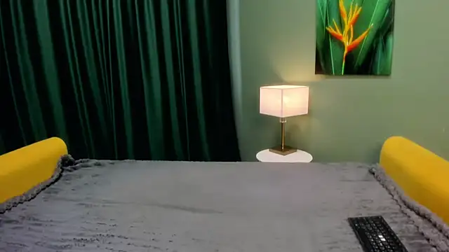 Snapshot of EllenLamb chatting on 07/14/26, 10:43 EllenLamb online show from 07/14/26, 10:43