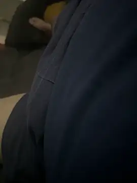 Snapshot of machoquerbct chatting on 11/08/25, 04:12 machoquerbct online show from 11/08/25, 04:12