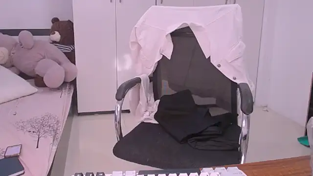 bunny b4nny online show from 10/10/25, 06:34