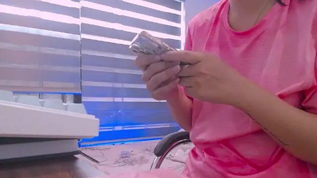 bunny b4nny online show from 10/11/25, 06:12