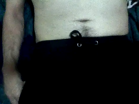 Snapshot of Lucassand chatting on 10/18/25, 12:02 Lucassand online show from 10/18/25, 12:02