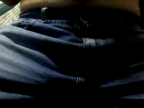 Snapshot of Lucassand chatting on 10/27/25, 10:03 Lucassand online show from 10/27/25, 10:03