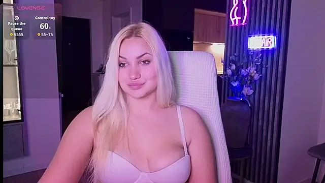 Snapshot of adrelaxina chatting on 12/03/25, 03:54 adrelaxina online show from 12/03/25, 03:54