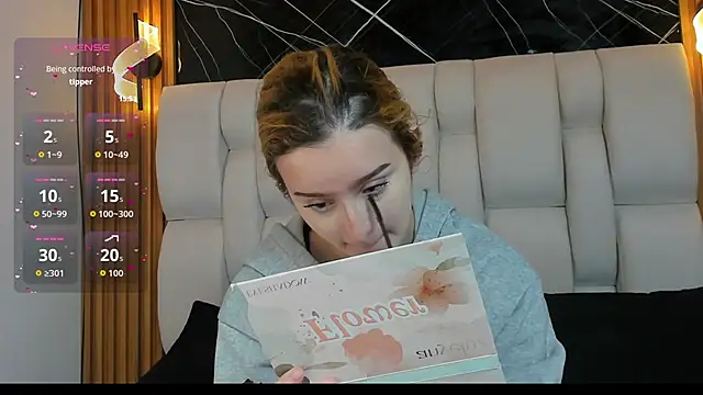 kristal joi dl online show from 11/09/25, 01:31