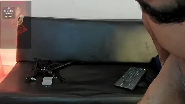 Snapshot of zarek_lux chatting on 03/08/26, 09:07 zarek lux online show from 03/08/26, 09:07