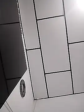 Snapshot of Nahomi_04 chatting on 10/25/25, 11:21 Nahomi 04 online show from 10/25/25, 11:21