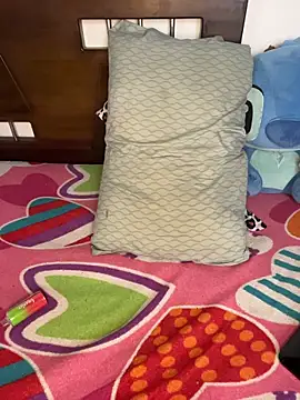 mily 09 online show from 02/28/26, 04:19