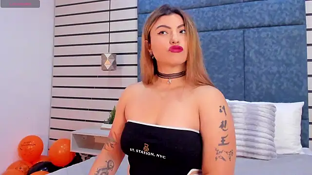 Snapshot of NatyLeone chatting on 11/02/25, 07:27 NatyLeone online show from 11/02/25, 07:27