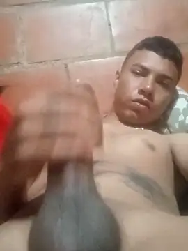 eldelmienbrogrueso online show from 10/29/25, 08:43