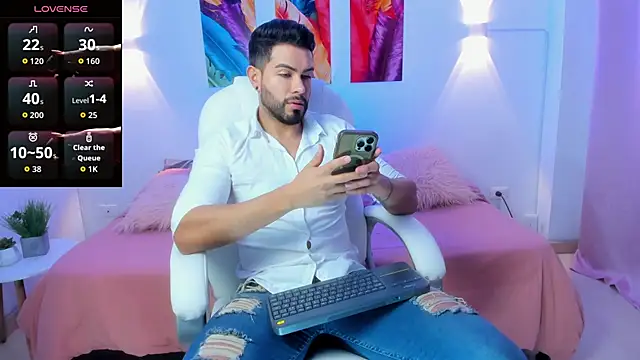 ZarekFox online show from 10/11/25, 01:31