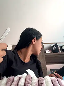 Snapshot of Victoria_alson chatting on 01/17/26, 05:16 Victoria alson online show from 01/17/26, 05:16