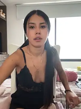 Victoria alson online show from 04/16/26, 09:39