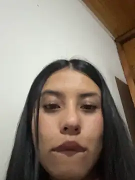 Snapshot of Victoria_alson chatting on 05/10/26, 02:17 Victoria alson online show from 05/10/26, 02:17
