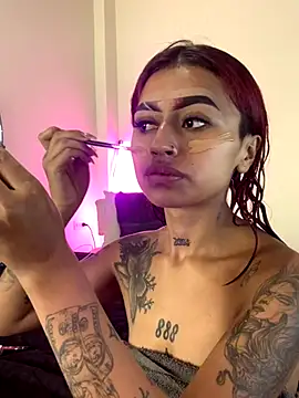 Snapshot of Dirty_isabella18 chatting on 09/21/25, 05:03 Dirty isabella18 online show from 09/21/25, 05:03