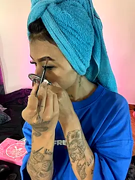 Snapshot of Dirty_isabella18 chatting on 10/15/25, 03:34 Dirty isabella18 online show from 10/15/25, 03:34