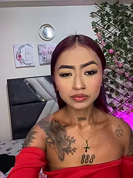 Snapshot of Dirty_isabella18 chatting on 04/21/26, 12:01 Dirty isabella18 online show from 04/21/26, 12:01