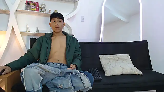 BEAUTY BOYS1 online show from 09/26/25, 07:12