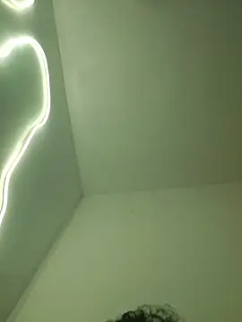 Snapshot of Sin7ster007 chatting on 10/13/25, 10:10 Sin7ster007 online show from 10/13/25, 10:10