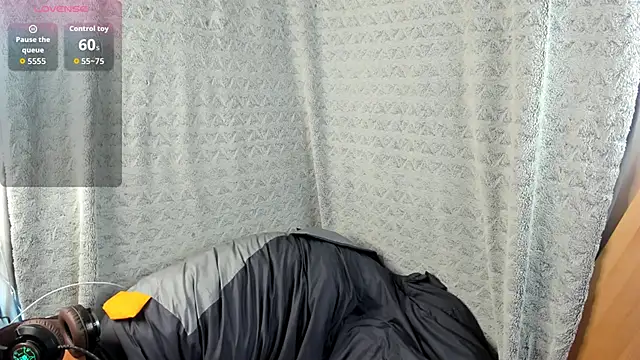 Snapshot of MiaLores chatting on 09/12/25, 08:36 MiaLores online show from 09/12/25, 08:36