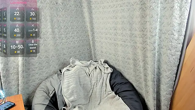 Snapshot of MiaLores chatting on 09/25/25, 08:07 MiaLores online show from 09/25/25, 08:07