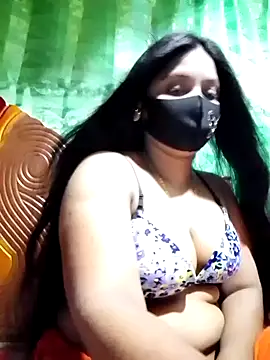 Snapshot of Mistompa24 chatting on 10/11/25, 04:55 Mistompa24 online show from 10/11/25, 04:55