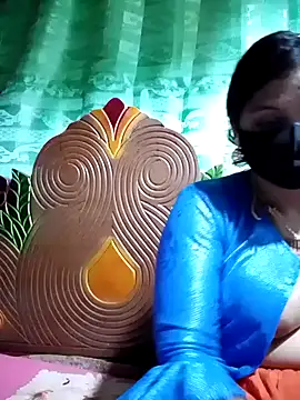 Snapshot of Mistompa24 chatting on 10/16/25, 06:31 Mistompa24 online show from 10/16/25, 06:31