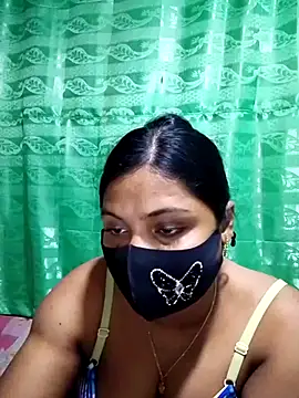 Snapshot of Mistompa24 chatting on 11/22/25, 05:17 Mistompa24 online show from 11/22/25, 05:17