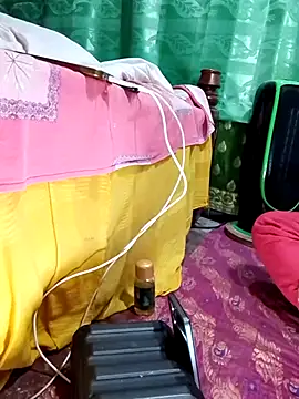 Mistompa24 online show from 12/22/25, 04:04