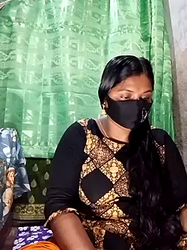 Snapshot of Mistompa24 chatting on 03/31/26, 10:04 Mistompa24 online show from 03/31/26, 10:04