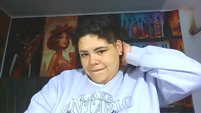 Snapshot of Hailey_Curvy chatting on 06/03/26, 05:43 Hailey Curvy online show from 06/03/26, 05:43
