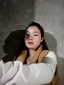 milo123-xx online show from 02/19/26, 01:29