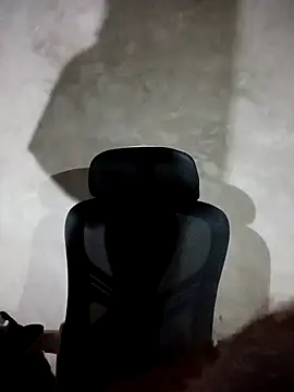 milo123-xx online show from 04/12/26, 12:21