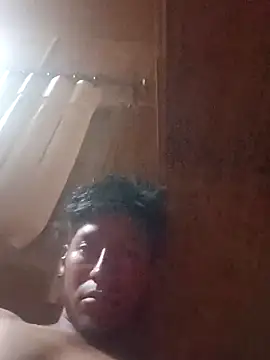 Snapshot of ehz12 chatting on 11/05/25, 01:33 ehz12 online show from 11/05/25, 01:33