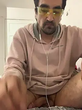 Snapshot of DanBfl chatting on 11/01/25, 08:00 DanBfl online show from 11/01/25, 08:00