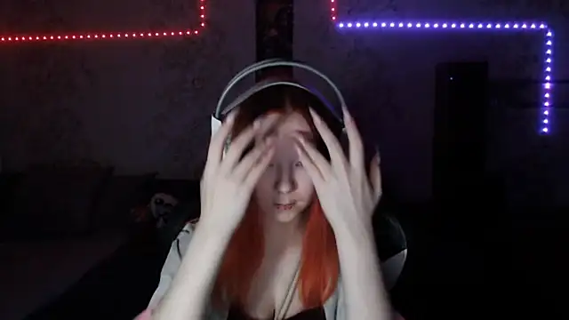 PansyBorriello online show from 09/09/25, 04:39