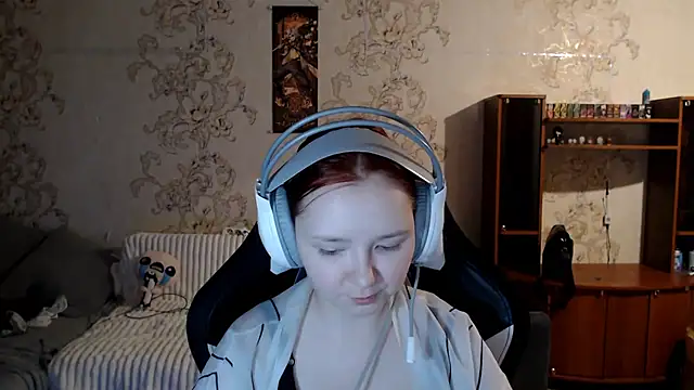 PansyBorriello online show from 09/14/25, 03:22