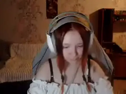 PansyBorriello online show from 09/17/25, 04:19