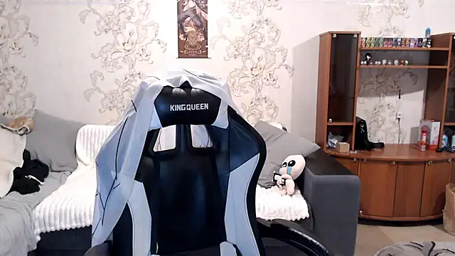 PansyBorriello online show from 09/20/25, 04:08