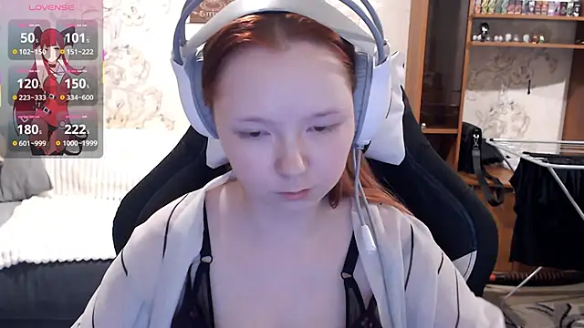 PansyBorriello online show from 10/30/25, 04:30