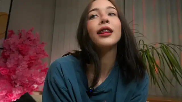 EviaRabasca online show from 10/14/25, 11:55