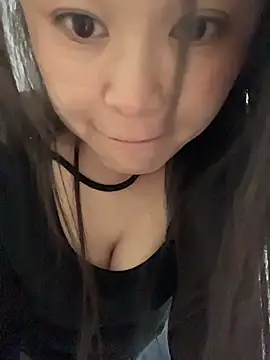 Snapshot of penny996 chatting on 11/12/25, 06:14 penny996 online show from 11/12/25, 06:14