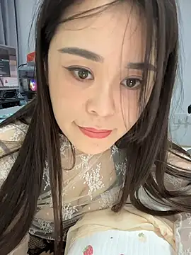 Snapshot of penny996 chatting on 11/18/25, 02:32 penny996 online show from 11/18/25, 02:32