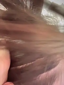 Snapshot of penny996 chatting on 12/21/25, 03:46 penny996 online show from 12/21/25, 03:46