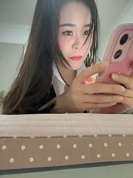 Snapshot of penny996 chatting on 12/23/25, 09:18 penny996 online show from 12/23/25, 09:18