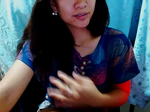 im all y0urs online show from 09/10/25, 03:06