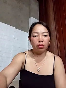 Snapshot of _Helala_ chatting on 09/13/25, 10:53 Helala online show from 09/13/25, 10:53