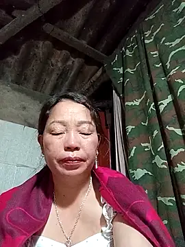 Snapshot of _Helala_ chatting on 11/03/25, 10:21 Helala online show from 11/03/25, 10:21