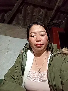 Snapshot of _Helala_ chatting on 12/01/25, 10:48 Helala online show from 12/01/25, 10:48